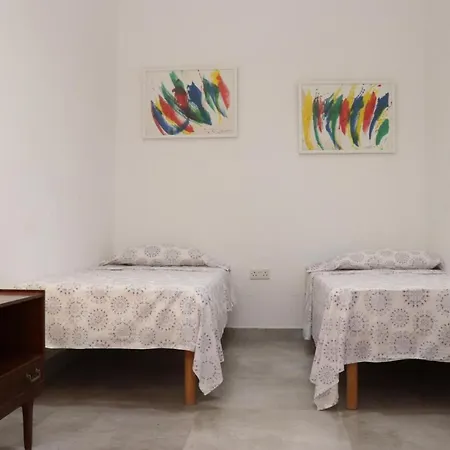 St Paul Butts Inns * خليج سانت بول