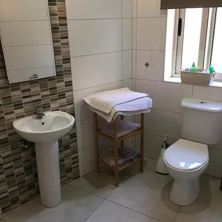 St Paul Butts Inns * خليج سانت بول